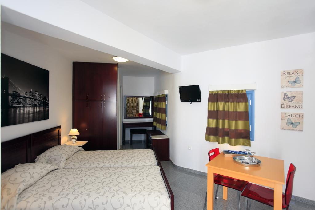 Stegadi Apartments ซีกีนอส ภายนอก รูปภาพ